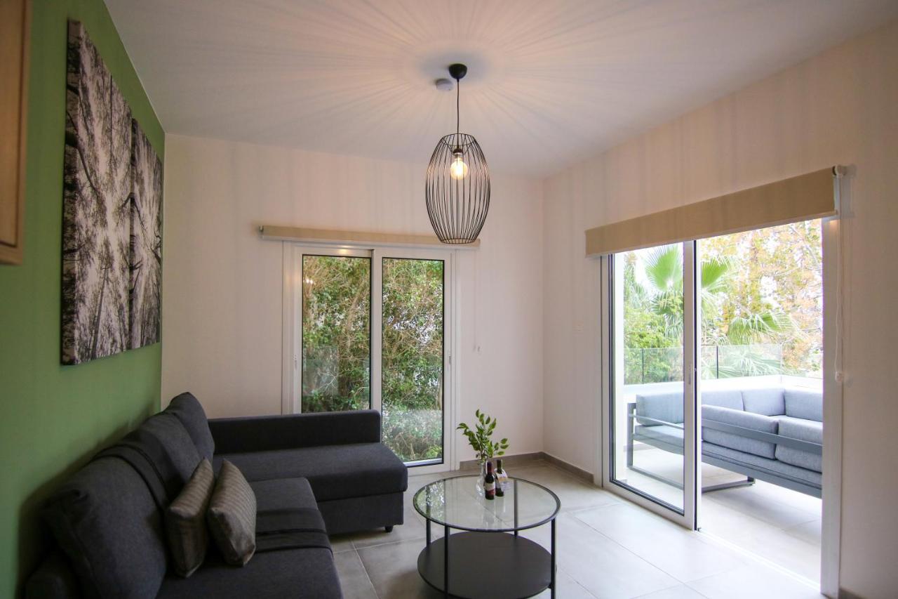 Apartmán Phaedrus Living: Seaside Modern Flat Limnaria 123 Paphos Exteriér fotografie